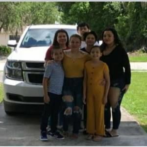 Meet your Posher, Noelia